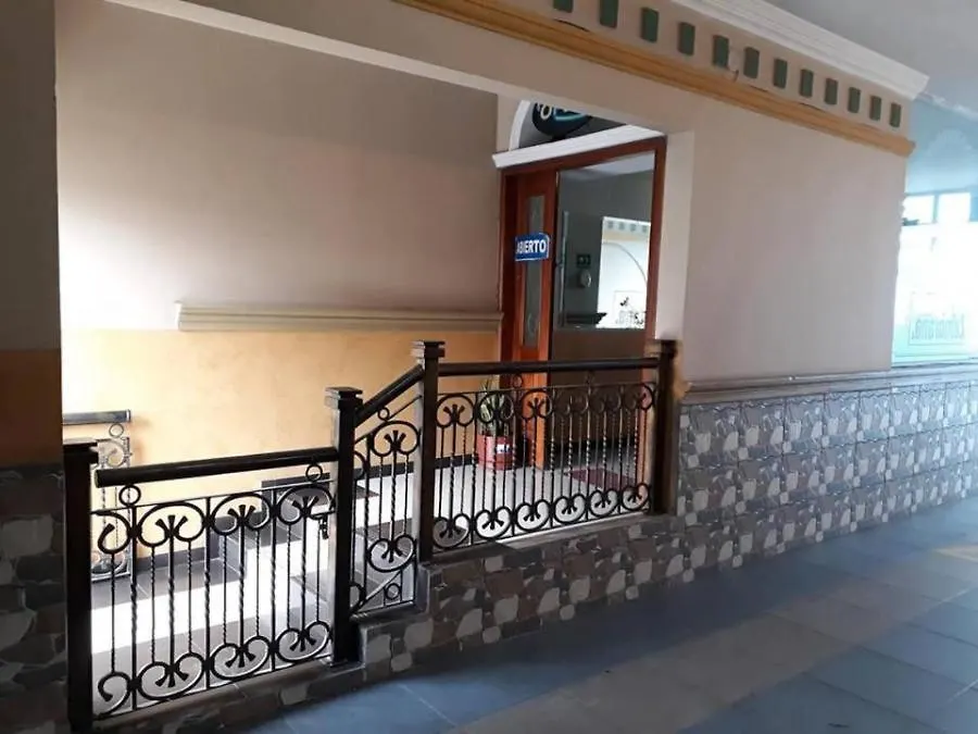 Hostal Zamorano Quito 3*,